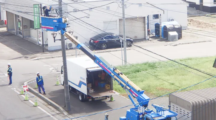 配電工事の様子