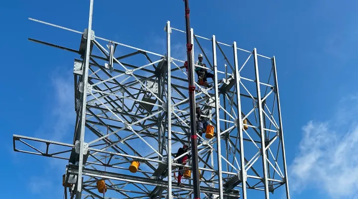 暮らしには電気が必要なことがわかるリビングの画像